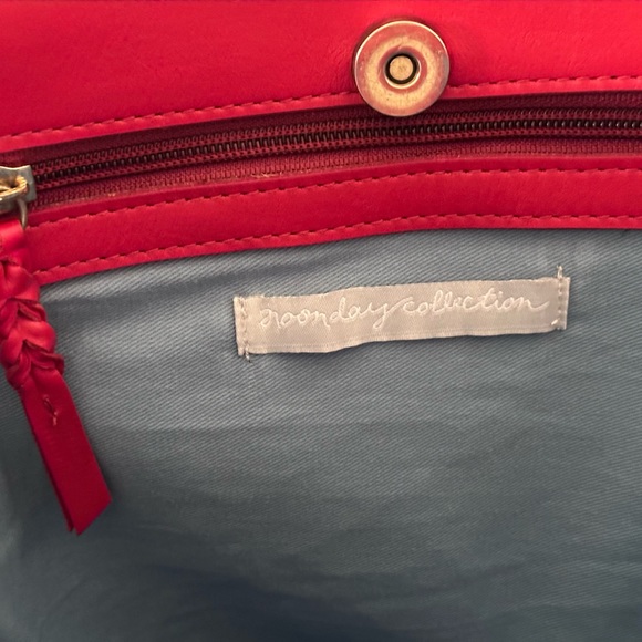 Noonday Collection: NWT: 100% Leather : Red with Blue Interior - Picture 7 of 10